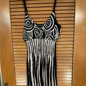 Dress Spaghetti Strap full length Sundress w/tapered waistline Size: L